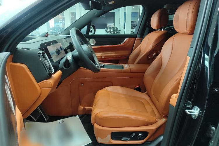 Used Hima AITO M9 2024 Range-Extended Ultra Version 52 kWh 6-Seater Model Left Front Seat