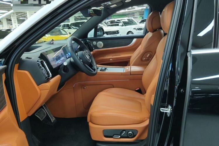 Used Hima AITO M9 2024 Range-Extended Ultra Version 52 kWh 6-Seater Model Left Front Seat