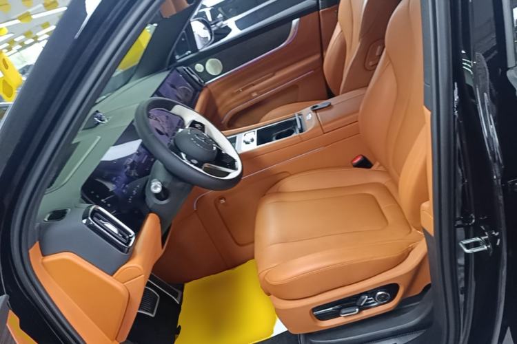 Used Hima AITO M9 2024 Range-Extended Ultra Version 42 kWh 6-Seater Model Left Front Seat