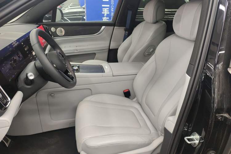 Used Hima AITO M9 2024 Range-Extended Ultra Version 42 kWh 6-Seater Model Left Front Seat