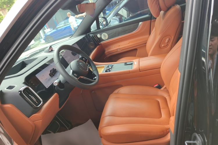 Used Hima AITO M9 2024 Range-Extended Max Edition 42 kWh 6-Seater Version Left Front Seat