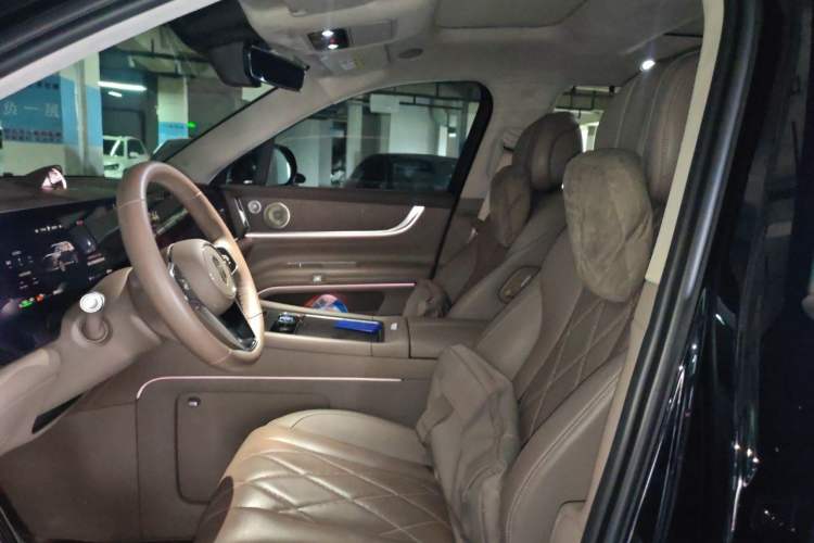 Used Hima AITO M9 2024 Range-Extended Max Edition 42 kWh 5-Seater Version Left Front Seat