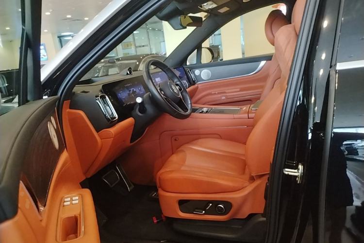Used Hima AITO M9 2024 Range-Extended Ultra Version 42 kWh 6-Seater Model Left Front Seat