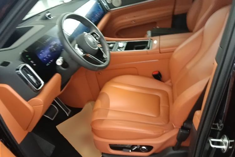 Used Hima AITO M9 2024 All-Electric Max Version 100 kWh 6-Seater Left Front Seat