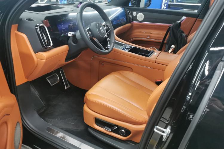 Used Hima AITO M9 2024 Range-Extended Ultra Version 42 kWh 6-Seater Model Left Front Seat