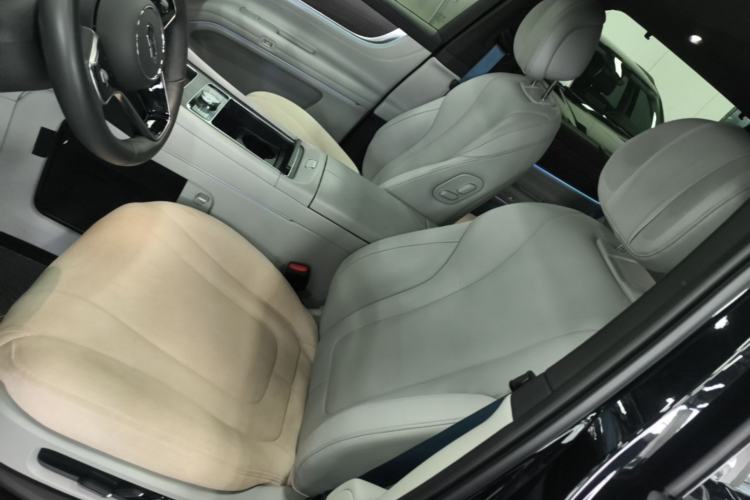 Used Hima AITO M9 2024 Range-Extended Ultra Version 42 kWh 6-Seater Model Left Front Seat