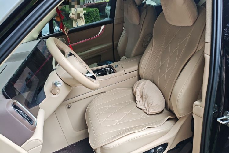 Used Hima AITO M9 2024 Range-Extended Ultra Version 52 kWh 6-Seater Model Left Front Seat