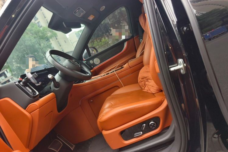 Used Hima AITO M9 2024 Range-Extended Max Edition 42 kWh 6-Seater Version Left Front Seat