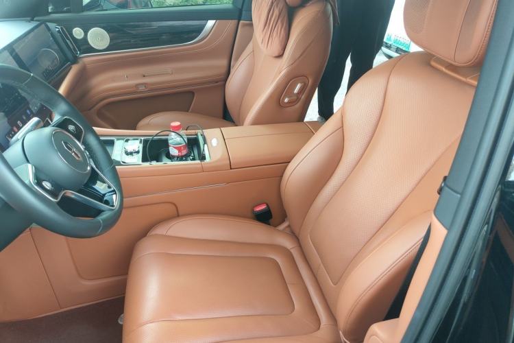 Used Hima AITO M9 2024 Range-Extended Ultra Version 52 kWh 6-Seater Model Left Front Seat