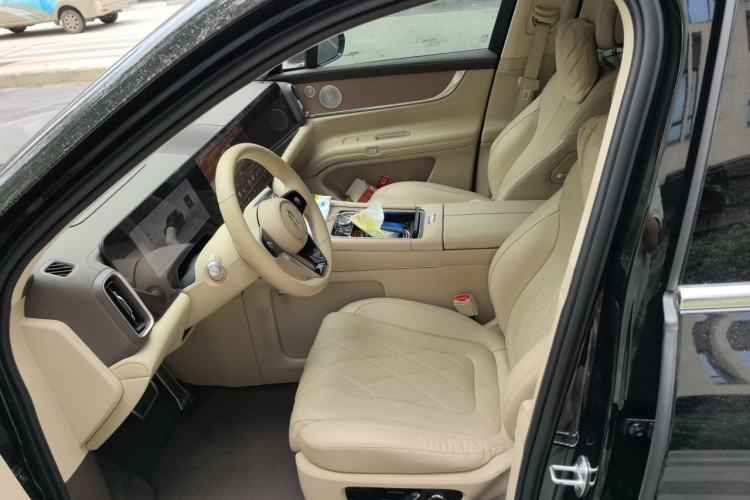 Used Hima AITO M9 2024 Range-Extended Ultra Version 42 kWh 6-Seater Model Left Front Seat