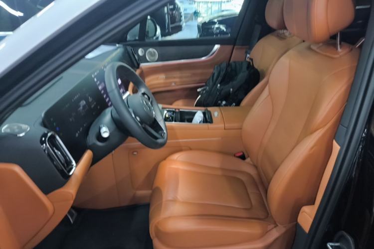 Used Hima AITO M9 2024 Range-Extended Ultra Version 52 kWh 6-Seater Model Left Front Seat