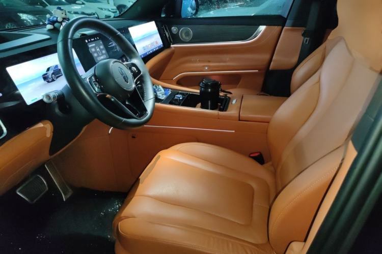 Used Hima AITO M9 2024 Range-Extended Ultra Version 42 kWh 6-Seater Model Left Front Seat