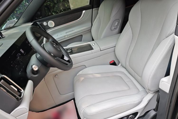 Used Hima AITO M9 2024 Range-Extended Max Edition 42 kWh 6-Seater Version Left Front Seat
