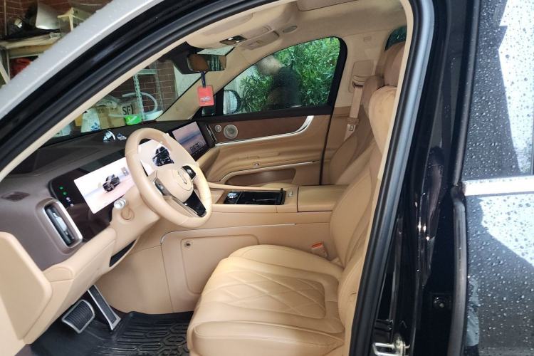 Used Hima AITO M9 2024 Range-Extended Ultra Version 42 kWh 6-Seater Model Left Front Seat