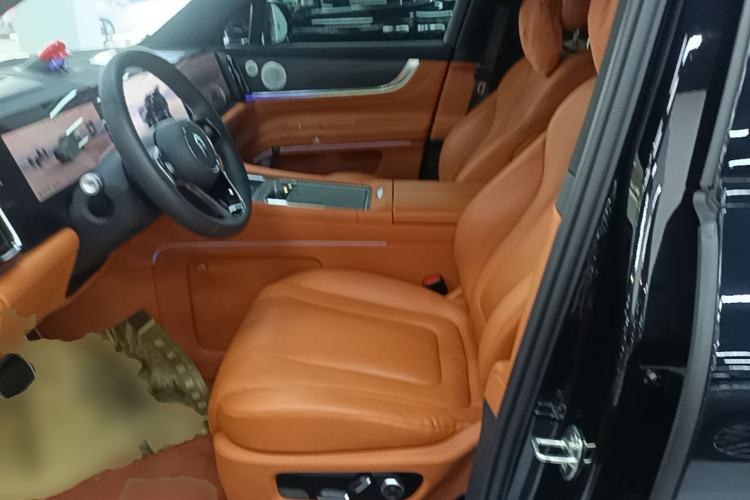 Used Hima AITO M9 2024 Range-Extended Max Edition 42 kWh 6-Seater Version Left Front Seat