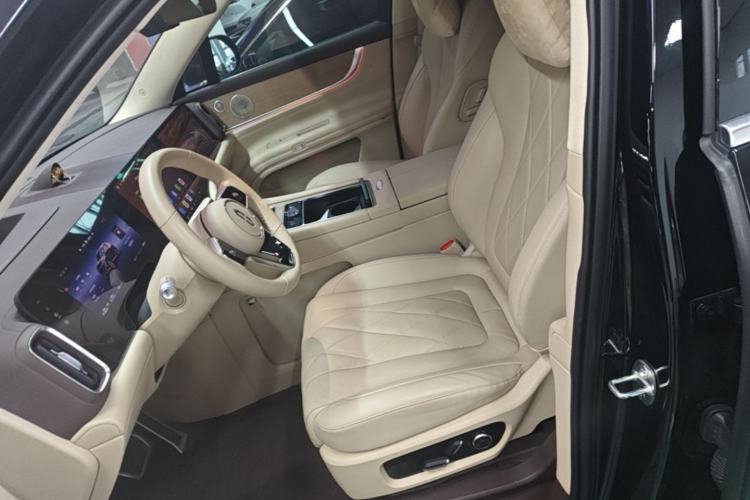 Used Hima AITO M9 2024 Range-Extended Ultra Version 52 kWh 6-Seater Model Left Front Seat