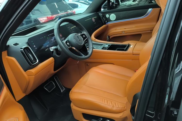 Used Hima AITO M9 2024 Range-Extended Ultra Version 42 kWh 6-Seater Model Left Front Seat