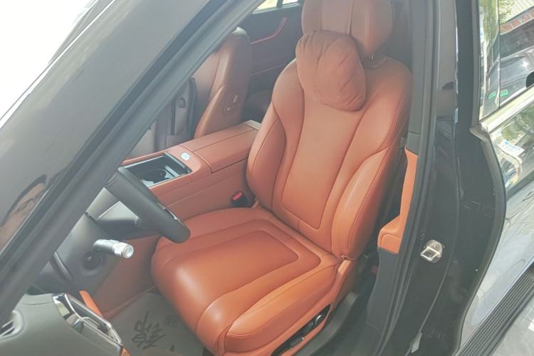 Used Hima AITO M9 2024 Range-Extended Ultra Version 42 kWh 6-Seater Model Left Front Seat