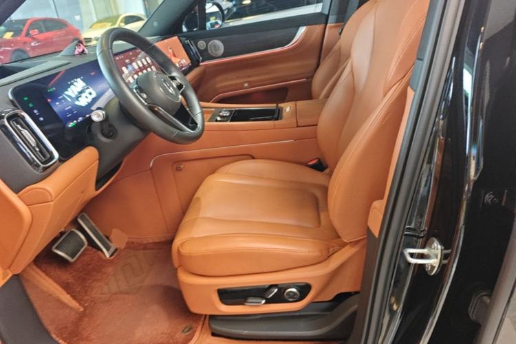 Used Hima AITO M9 2024 Range-Extended Ultra Version 42 kWh 6-Seater Model Left Front Seat