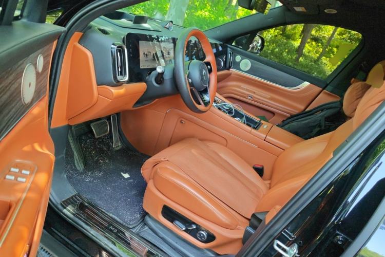 Used Hima AITO M9 2024 Range-Extended Max Edition 42 kWh 5-Seater Version Left Front Seat