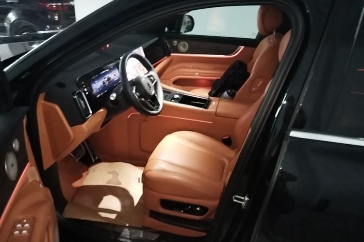 Used Hima AITO M9 2024 Range-Extended Ultra Version 52 kWh 6-Seater Model Left Front Seat