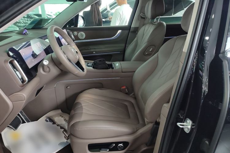 Used Hima AITO M9 2024 Range-Extended Ultra Version 42 kWh 6-Seater Model Left Front Seat