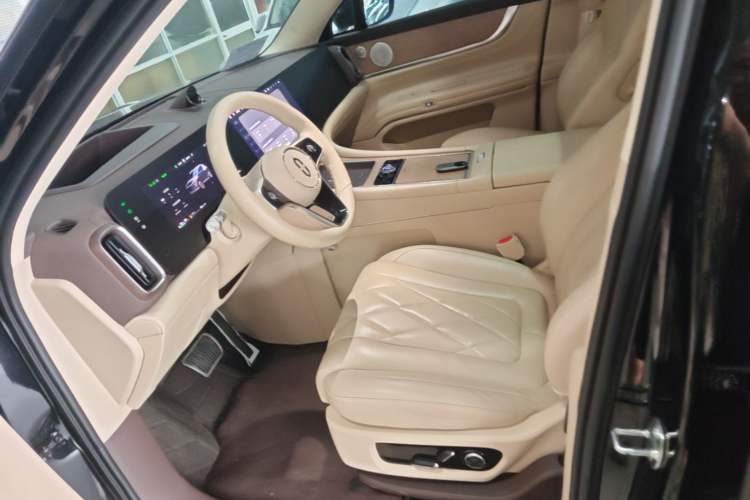 Used Hima AITO M9 2024 Range-Extended Ultra Version 42 kWh 6-Seater Model Left Front Seat