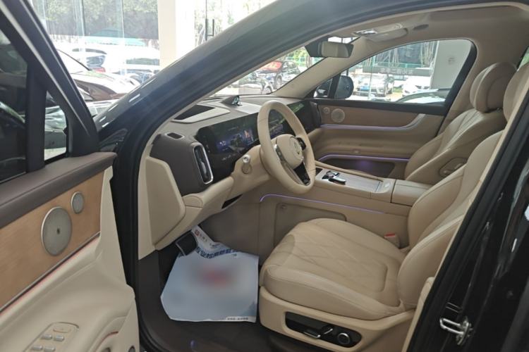 Used Hima AITO M9 2024 Range-Extended Max Edition 42 kWh 6-Seater Version Left Front Seat