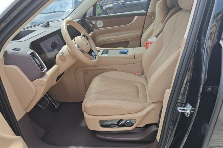 Used Hima AITO M9 2024 Range-Extended Ultra Version 42 kWh 6-Seater Model Left Front Seat
