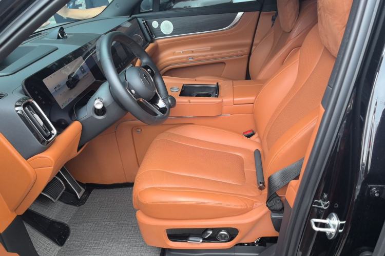 Used Hima AITO M9 2024 Range-Extended Max Edition 52 kWh 6-Seater Version Left Front Seat