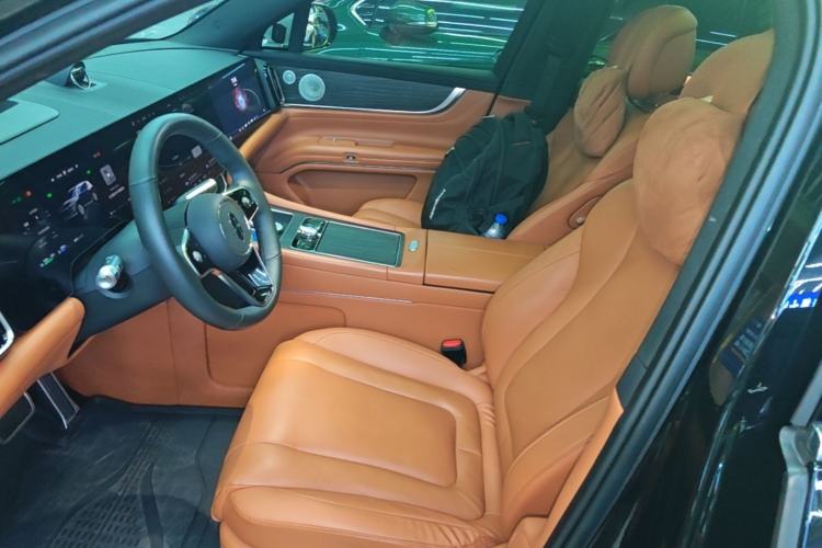 Used Hima AITO M9 2024 Range-Extended Ultra Version 42 kWh 6-Seater Model Left Front Seat