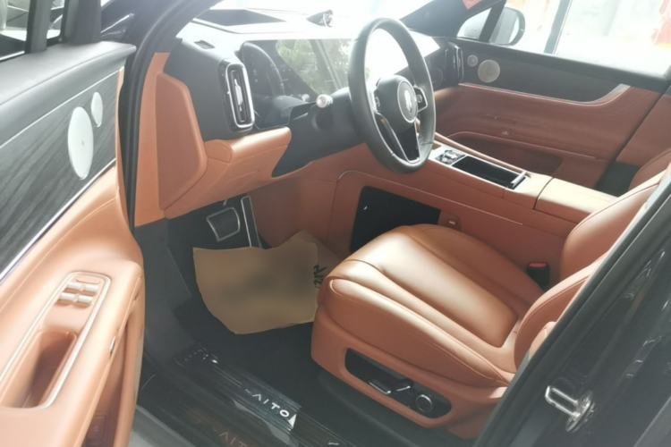 Used Hima AITO M9 2024 Range-Extended Max Edition 52 kWh 6-Seater Version Left Front Seat
