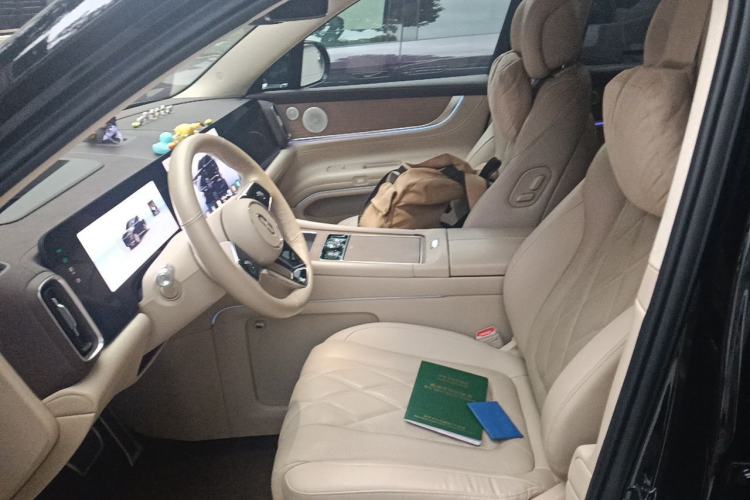 Used Hima AITO M9 2024 All-Electric Max Version 100 kWh 6-Seater Left Front Seat