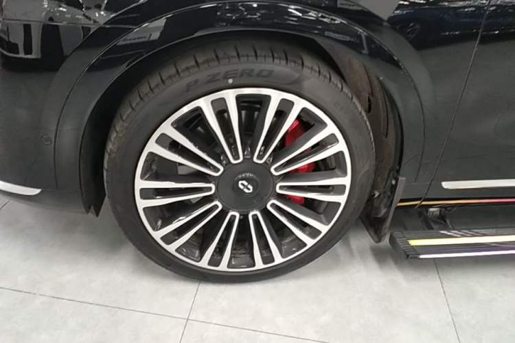 Used Hima AITO M9 2024 Range-Extended Ultra Version 42 kWh 6-Seater Model Left Front Wheel Hub