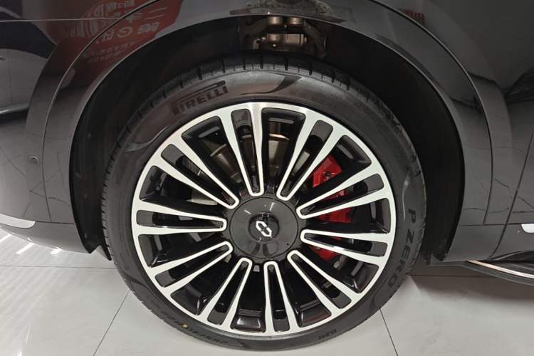 Used Hima AITO M9 2024 All-Electric Ultra Version 100 kWh 6-Seater Model Left Front Wheel Hub