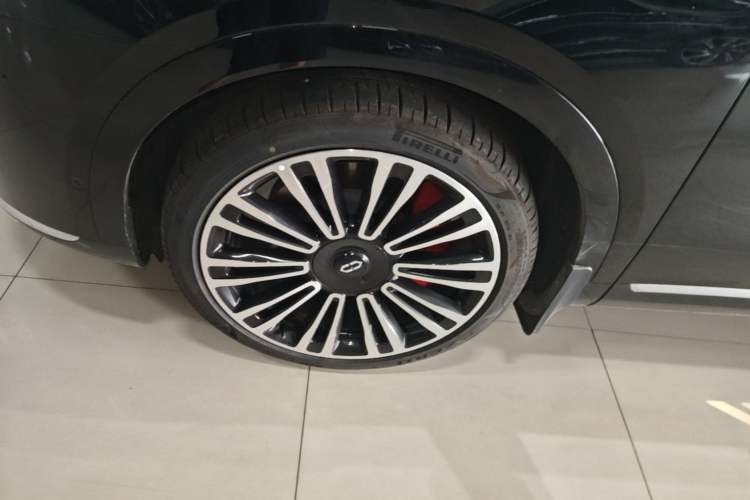 Used Hima AITO M9 2024 Range-Extended Ultra Version 42 kWh 6-Seater Model Left Front Wheel Hub