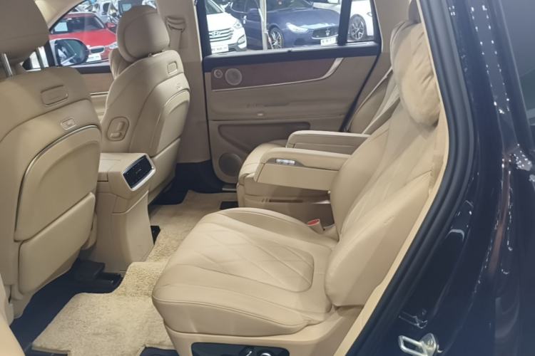 Used Hima AITO M9 2024 Range-Extended Ultra Version 42 kWh 6-Seater Model Left Rear Seat