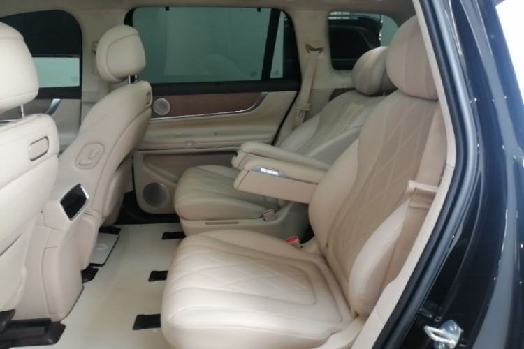 Used Hima AITO M9 2024 Range-Extended Max Edition 42 kWh 6-Seater Version Left Rear Seat