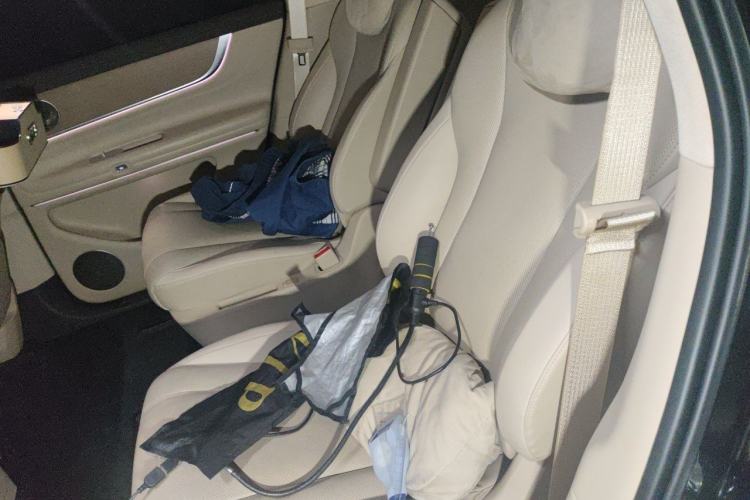 Used Hima AITO M9 2024 Range-Extended Max Edition 42 kWh 6-Seater Version Left Rear Seat
