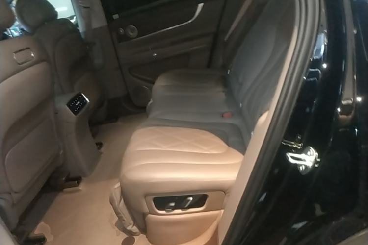 Used Hima AITO M9 2024 Range-Extended Ultra Version 52 kWh 5-Seater Model Left Rear Seat