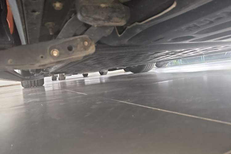 Used Hima AITO M9 2024 Range-Extended Ultra Version 42 kWh 6-Seater Model Left Side Sill