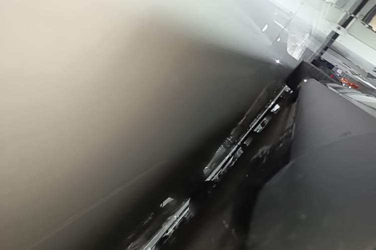 Used Hima AITO M9 2024 Range-Extended Ultra Version 42 kWh 6-Seater Model Left Side Sill