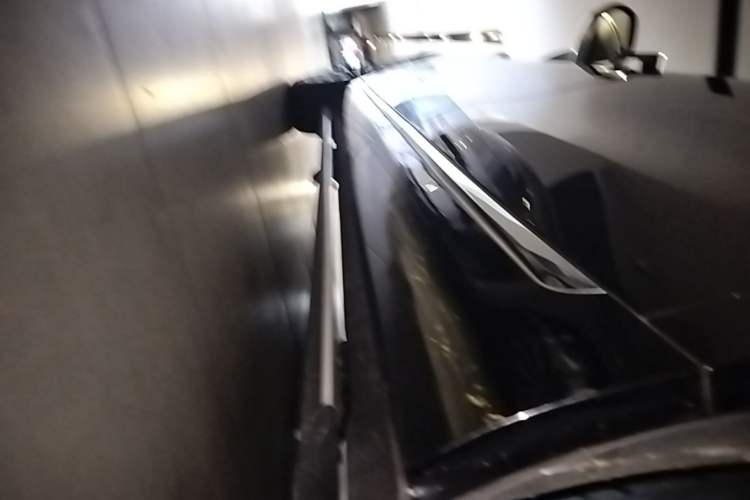 Used Hima AITO M9 2024 Range-Extended Max Edition 42 kWh 6-Seater Version Left Side Sill