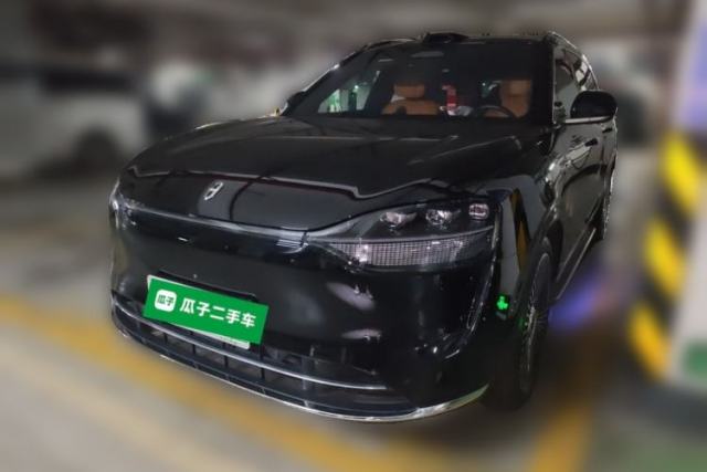 Ojetý Hima AITO M9 2024 Range-Extended Max Edition 52 kWh 6-Seater Version