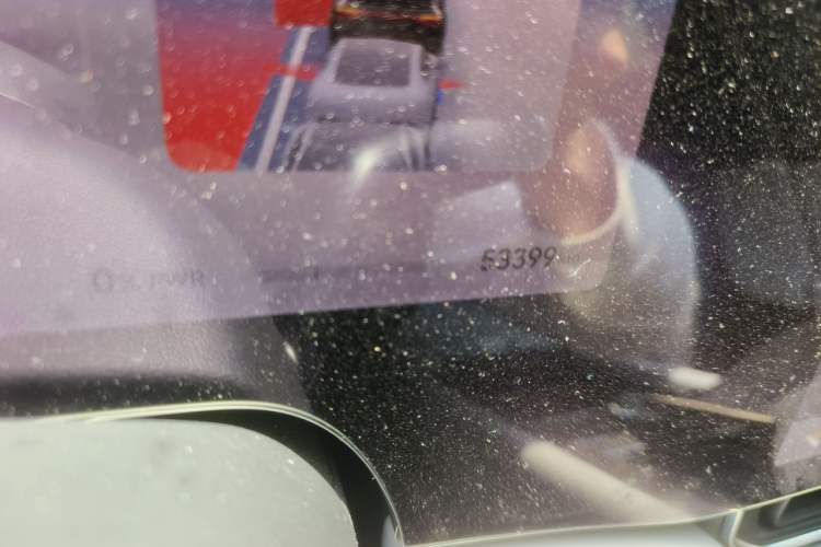 Used Hima AITO M9 2024 Range-Extended Ultra Version 42 kWh 6-Seater Model Odometer Close Up