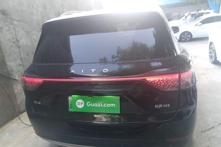 Used Hima AITO M9 2024 Range-Extended Ultra Version 42 kWh 6-Seater Model Rear