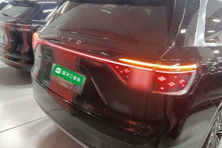 Used Hima AITO M9 2024 Range-Extended Ultra Version 52 kWh 6-Seater Model Rear