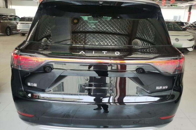 Used Hima AITO M9 2024 Range-Extended Ultra Version 42 kWh 6-Seater Model Rear