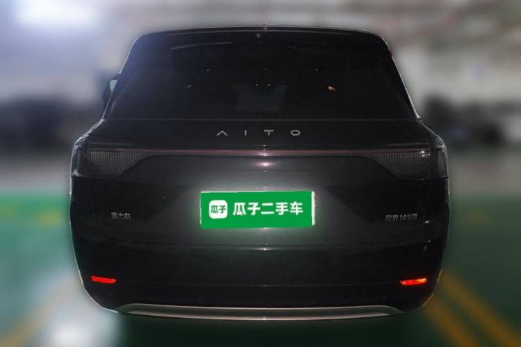 Used Hima AITO M9 2024 All-Electric Ultra Version 100 kWh 6-Seater Model Rear