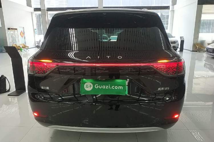 Used Hima AITO M9 2024 Range-Extended Ultra Version 42 kWh 6-Seater Model Rear